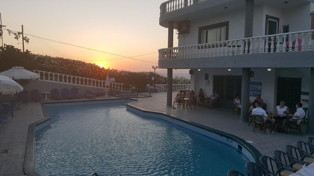 Villa Marina แอร์ซอนิสซอส ภายนอก รูปภาพ